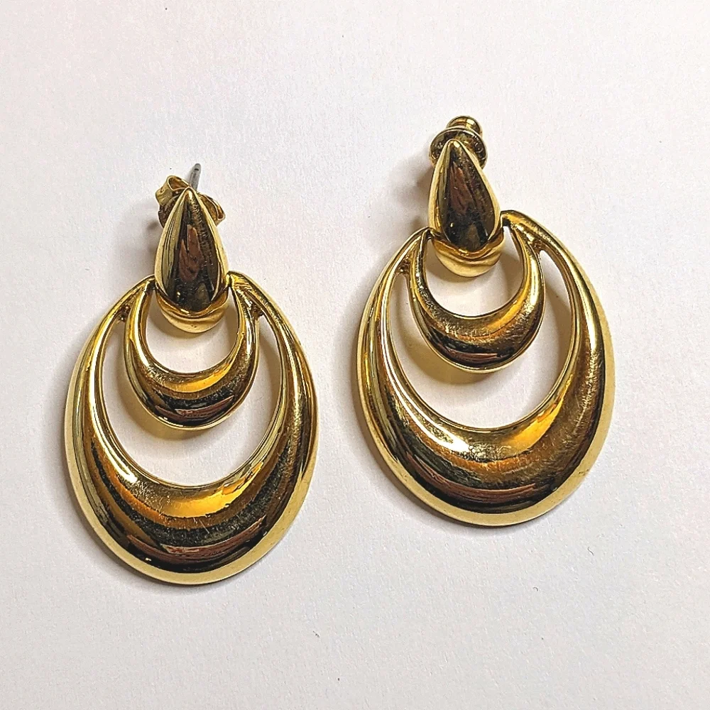 Vintage‎ Signed Napier Gold Plated Knocker Drop Post Earrings